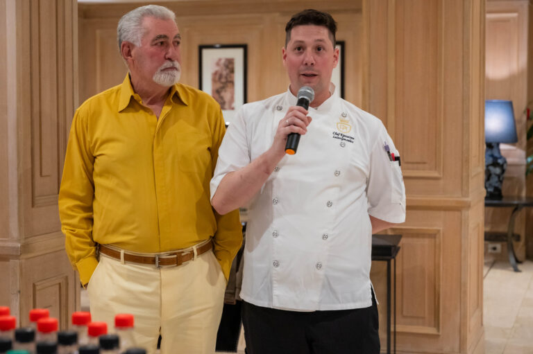 CLUB GOURMET -118