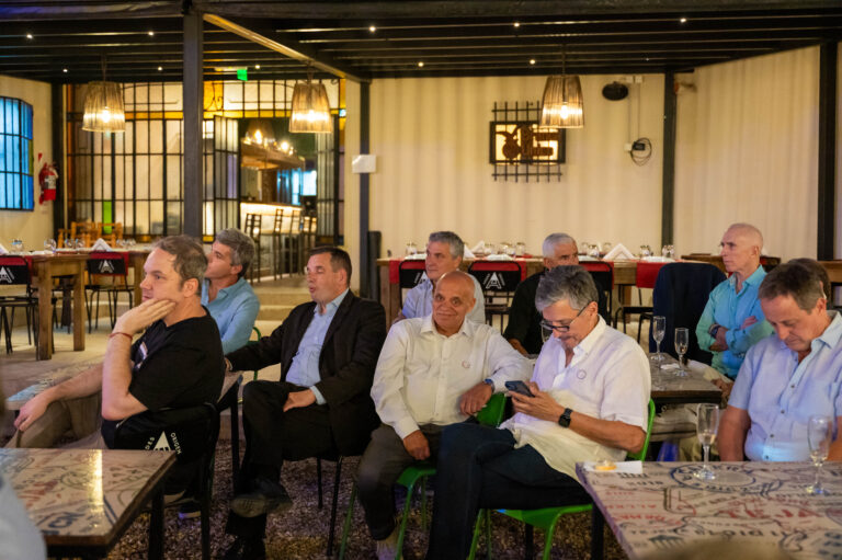 CLUB GOURMET ( PETRONA )-16