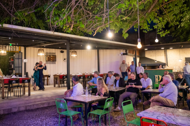 CLUB GOURMET ( PETRONA )-52