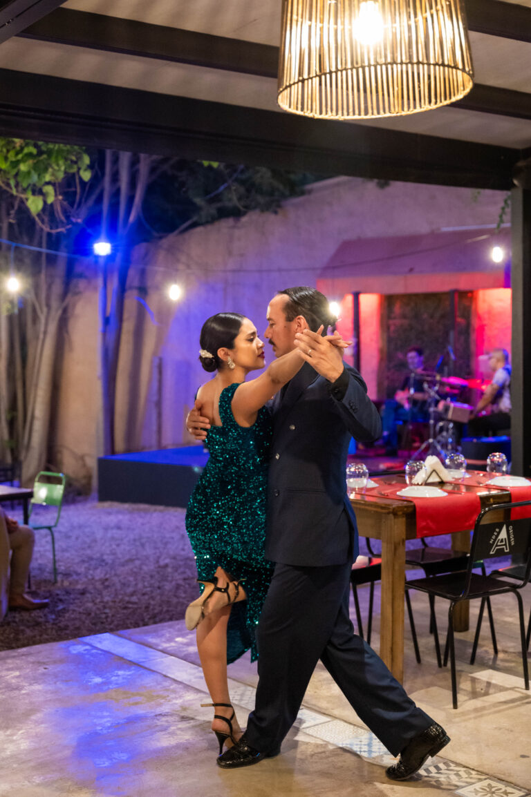 CLUB GOURMET ( PETRONA )-74