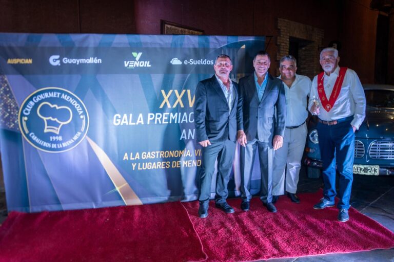 2067a351-ea1b-428c-b263-d3709606991b