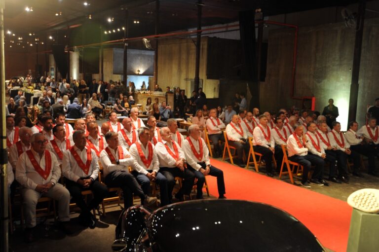 f4ee5e45-ee40-4266-ae35-dd24356dd0d1