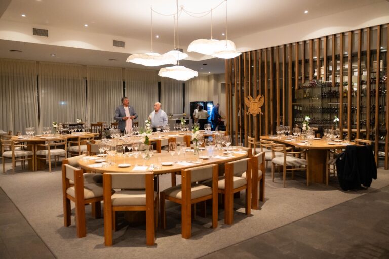 0e70763b-84b7-44d1-a65b-f4291a61f263