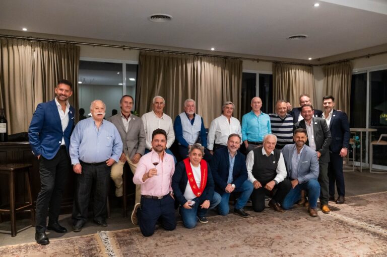 2bccf252-7d15-40aa-9167-2c06ca730484