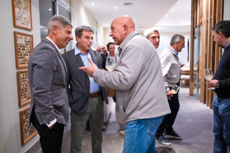 3c9e9ce3-167c-49b3-9588-4169171b1e7d