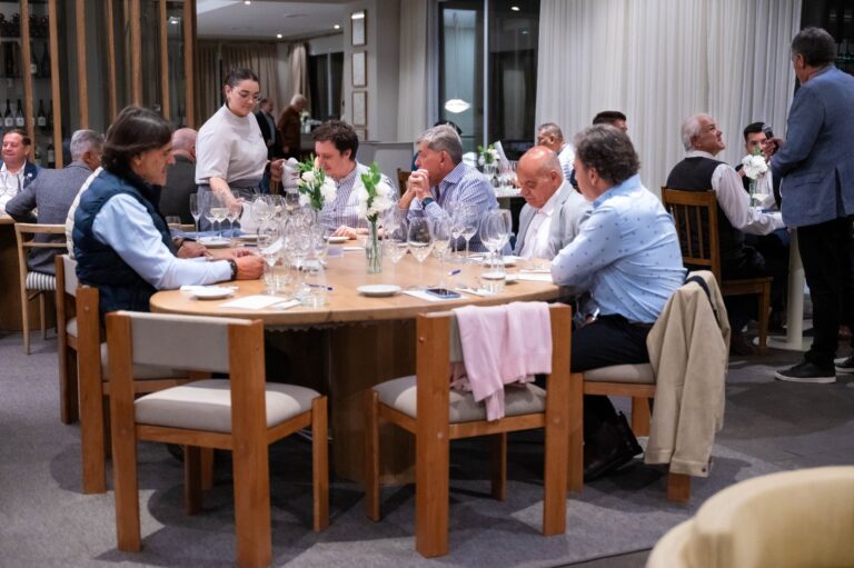 918f6d4a-b7dd-4ecf-8672-c8ebc5923413