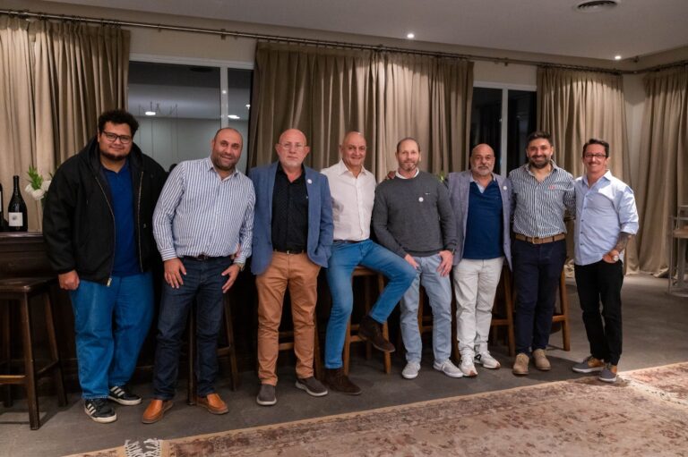 d5e89879-340b-4db7-a8b8-4b70c30fbab2