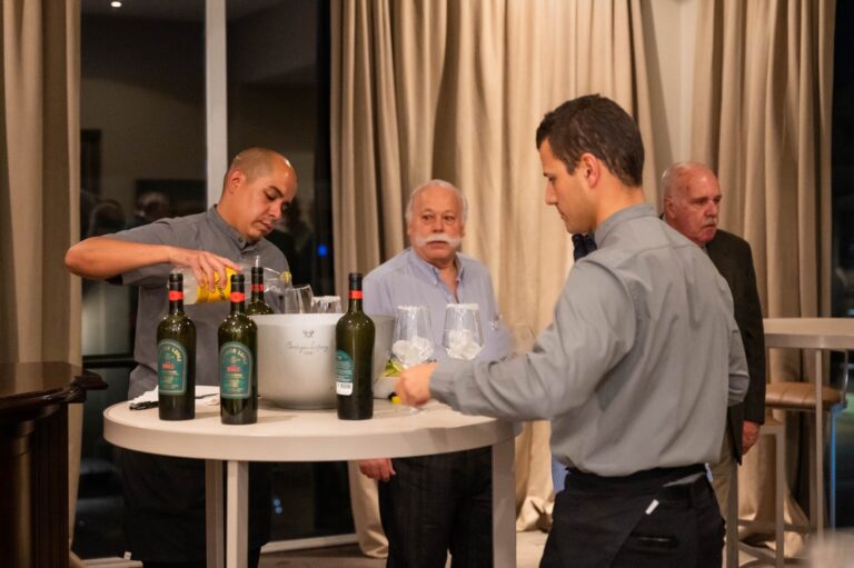 f22e2faa-df28-4779-9dd4-c7a56eeb05e1